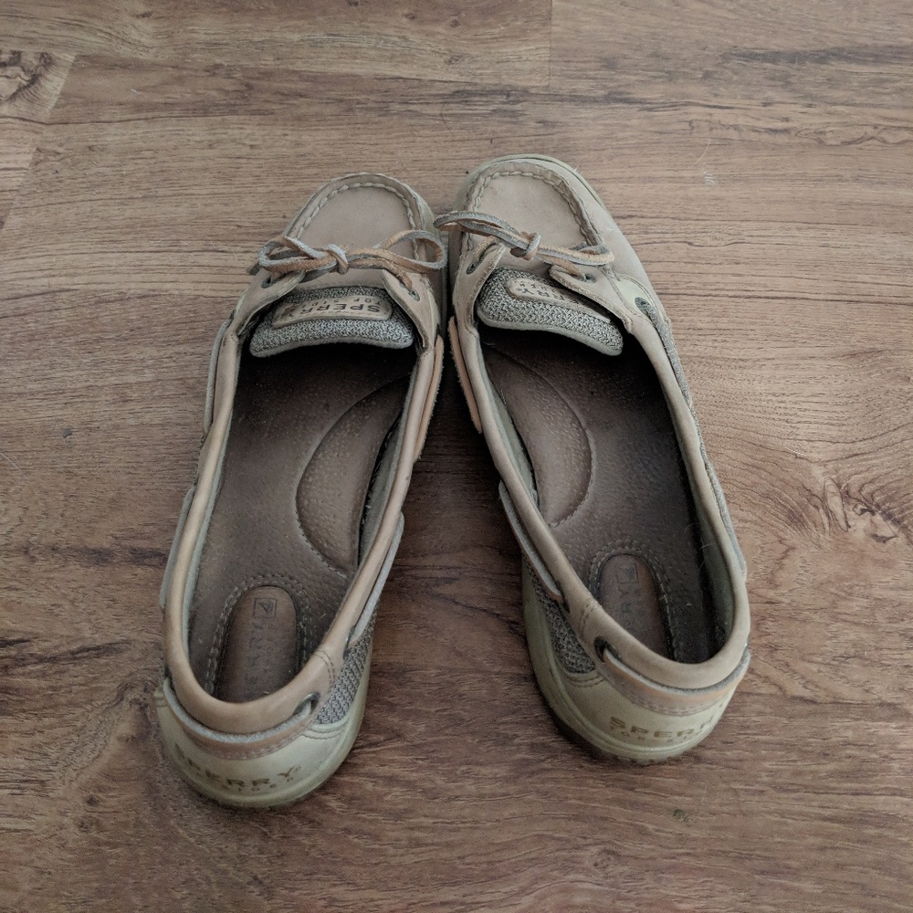 Sperry Topsider - Picture 2 of 3